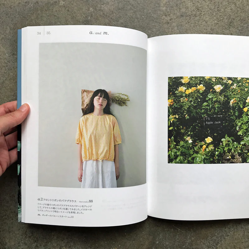 CHECK&STRIPE COLOUR BOOK - Image 3