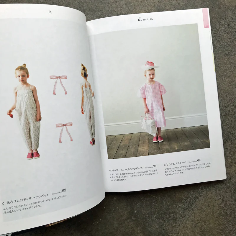 CHECK&STRIPE COLOUR BOOK - Image 4