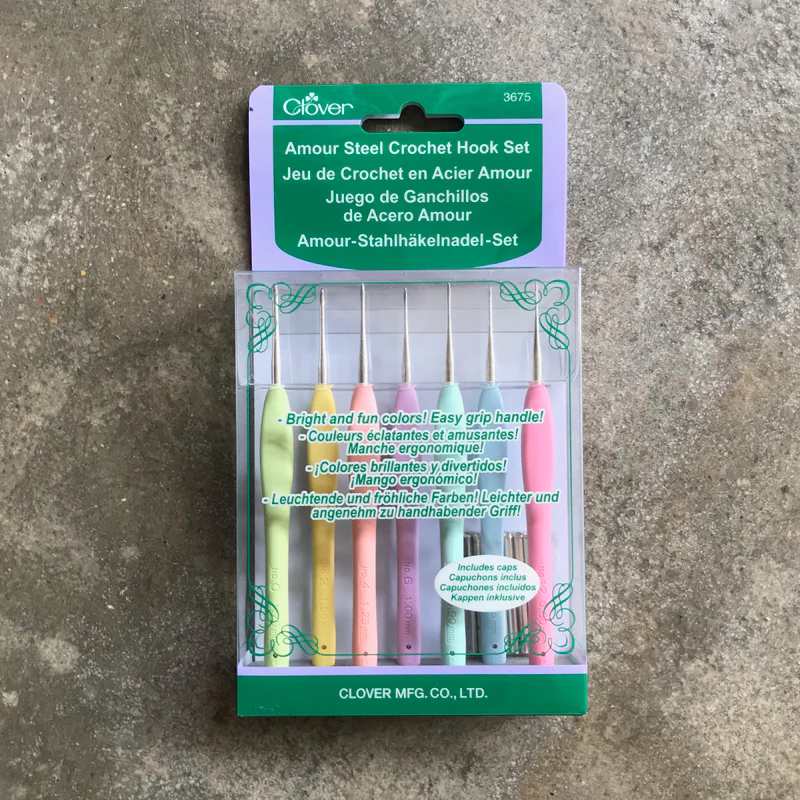 Clover Amour steel crochet hook set