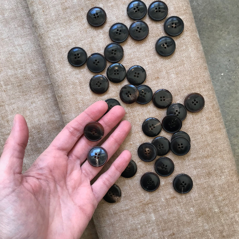 Horn Buttons 1106 - Image 3