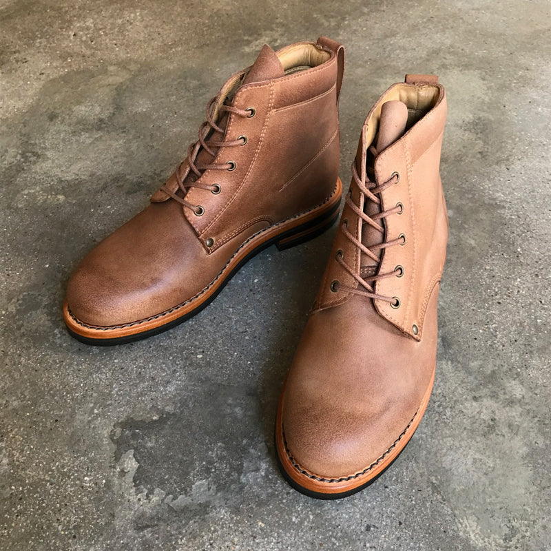 Bota com sola de pneu - Image 3