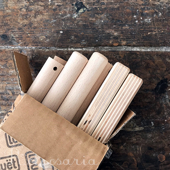 Louët warping posts